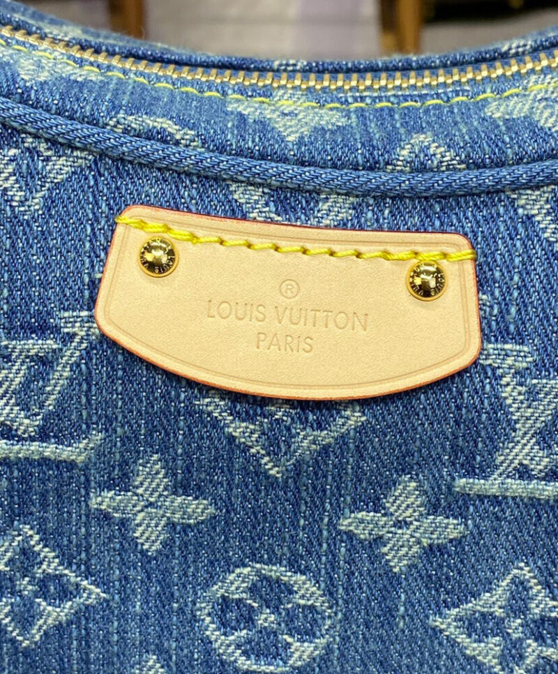 Louis Vuitton Croissant MM M46856 Blue